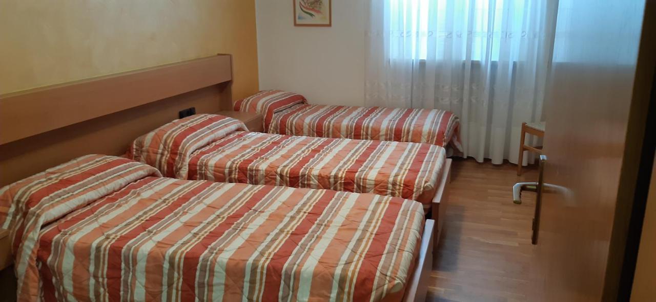 Hotel Garni Castel Ferari Tuenno Zewnętrze zdjęcie