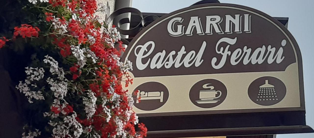 Hotel Garni Castel Ferari Tuenno Zewnętrze zdjęcie